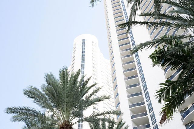 Trump Tower II  photo 3